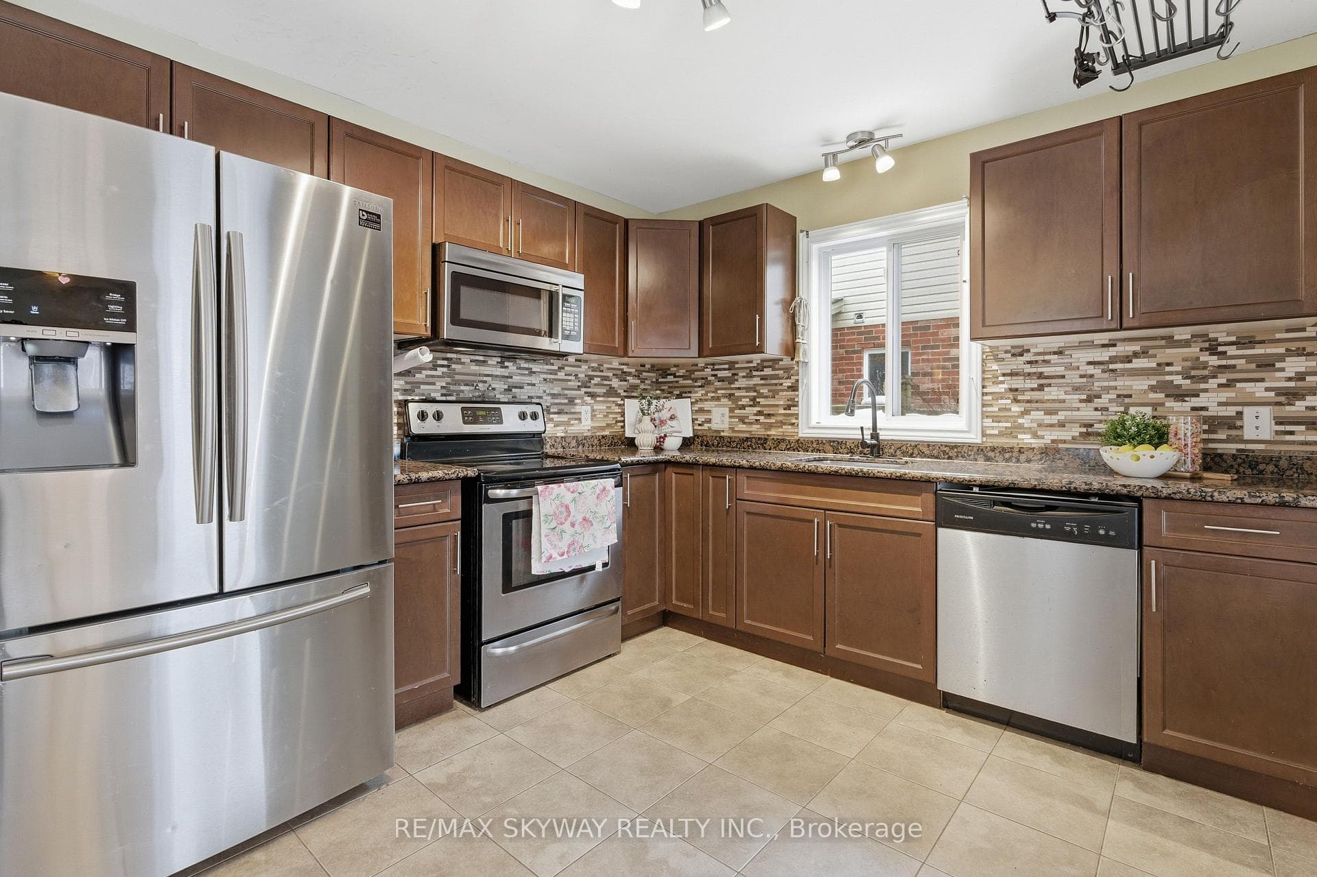 1185 Lawson Road photo 10