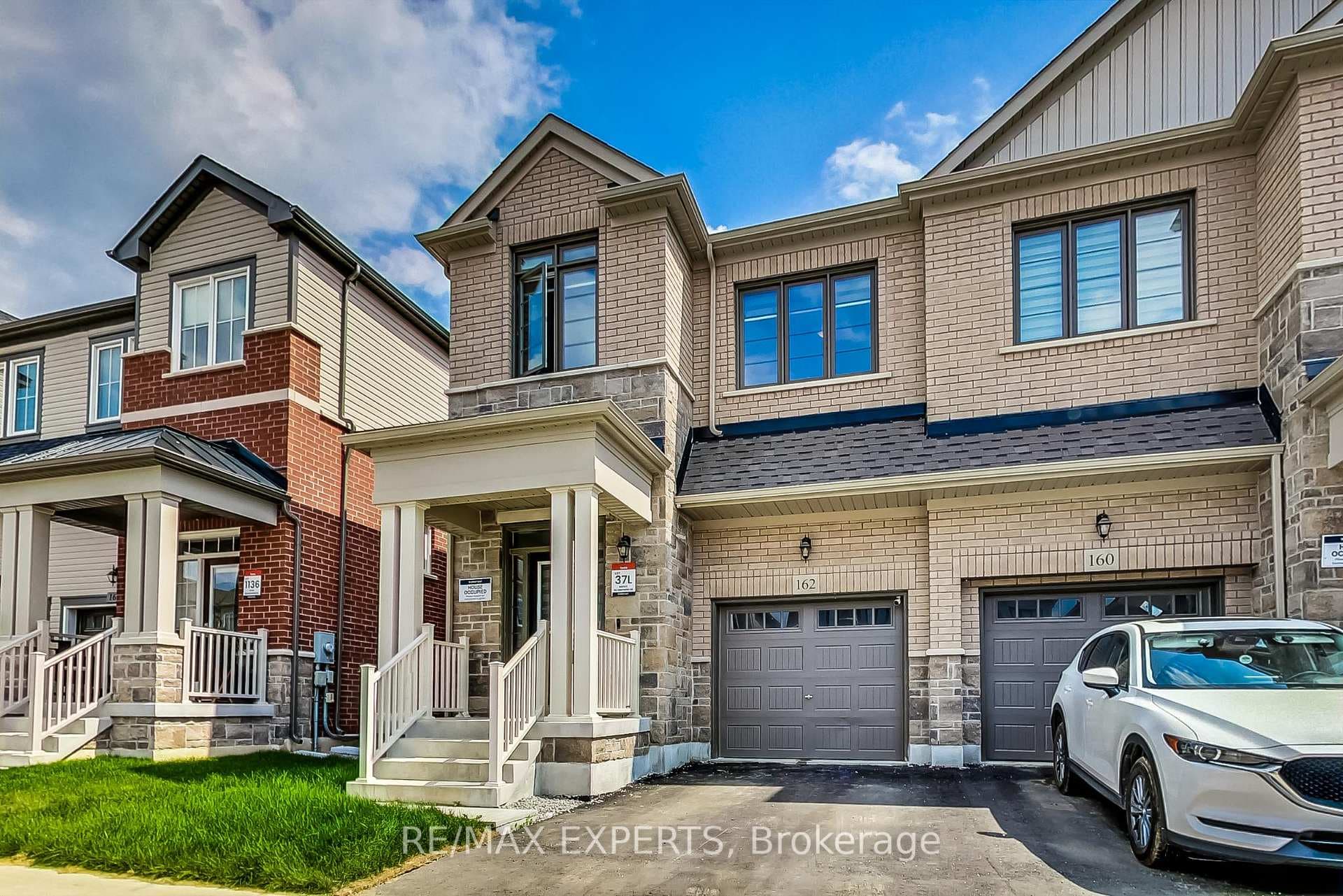 Garage + 1 drive way space