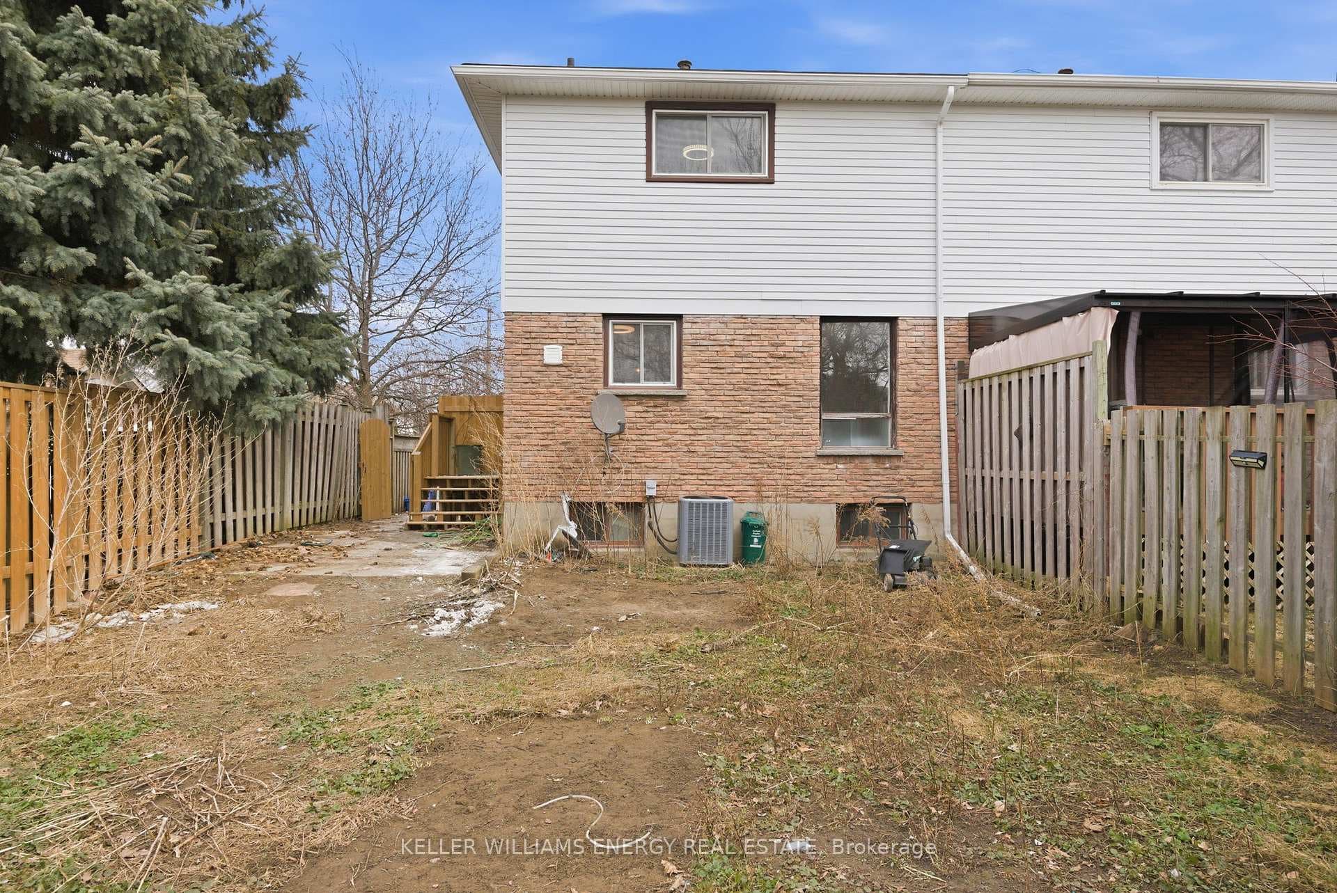 428 Lesabre Street photo 24