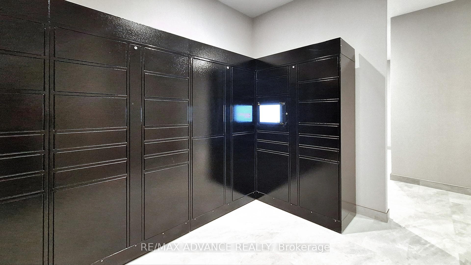 1 Quarrington Lane Unit 2312 photo 35