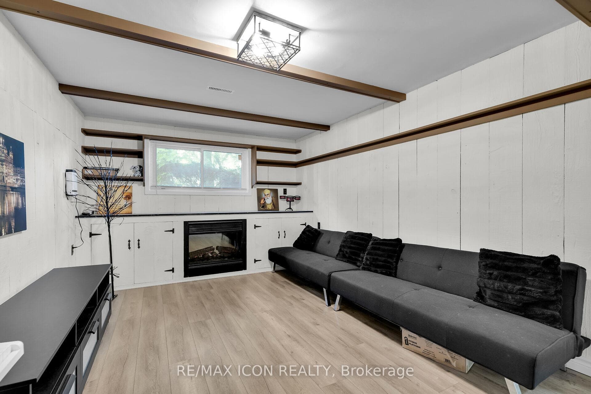 1257 Glenora Drive photo 21