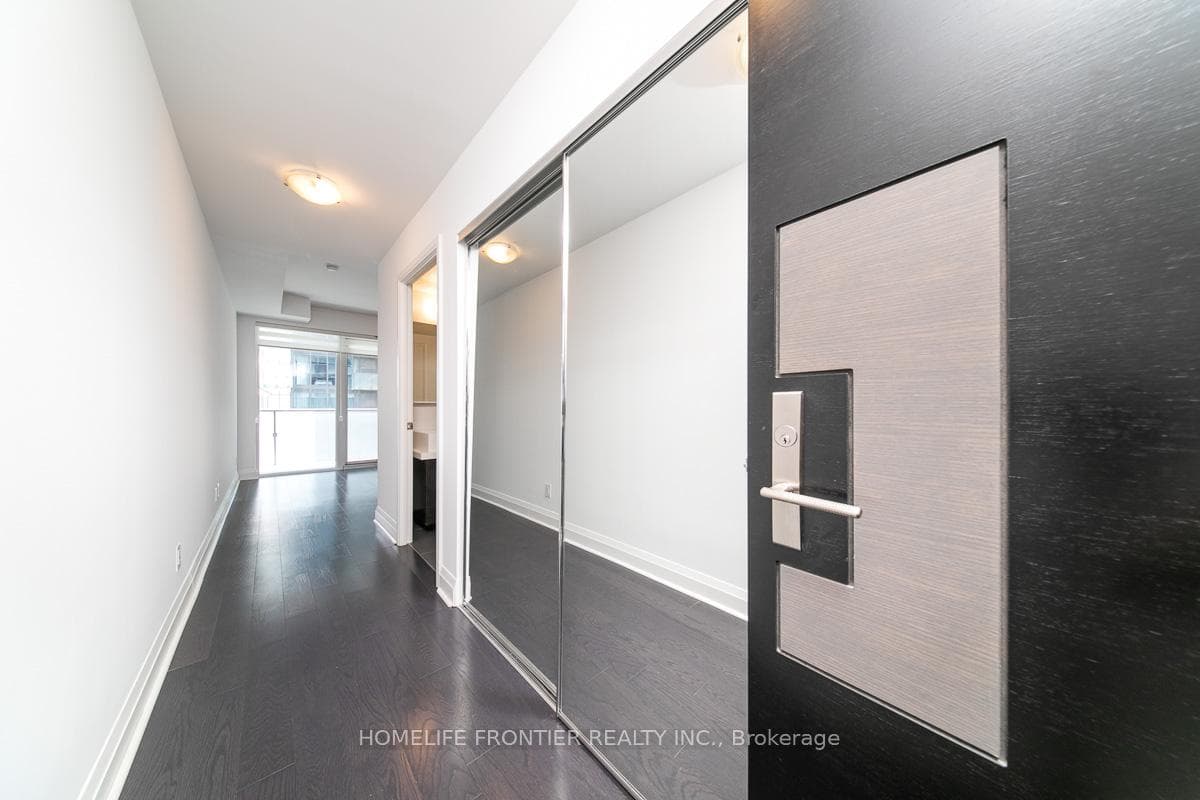 1080 Bay Street Unit 1107 photo 1