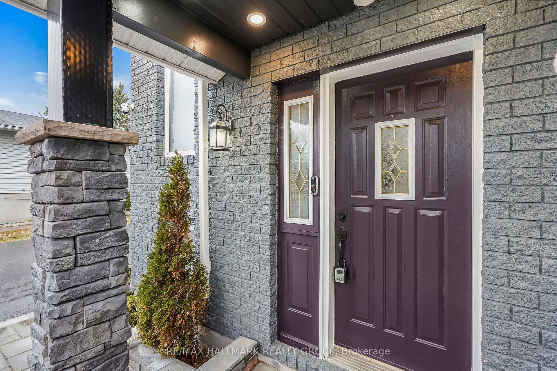 436 YVES Street photo 2