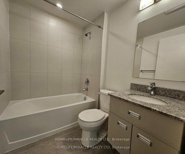 652 Princess Street Unit 420 photo 25