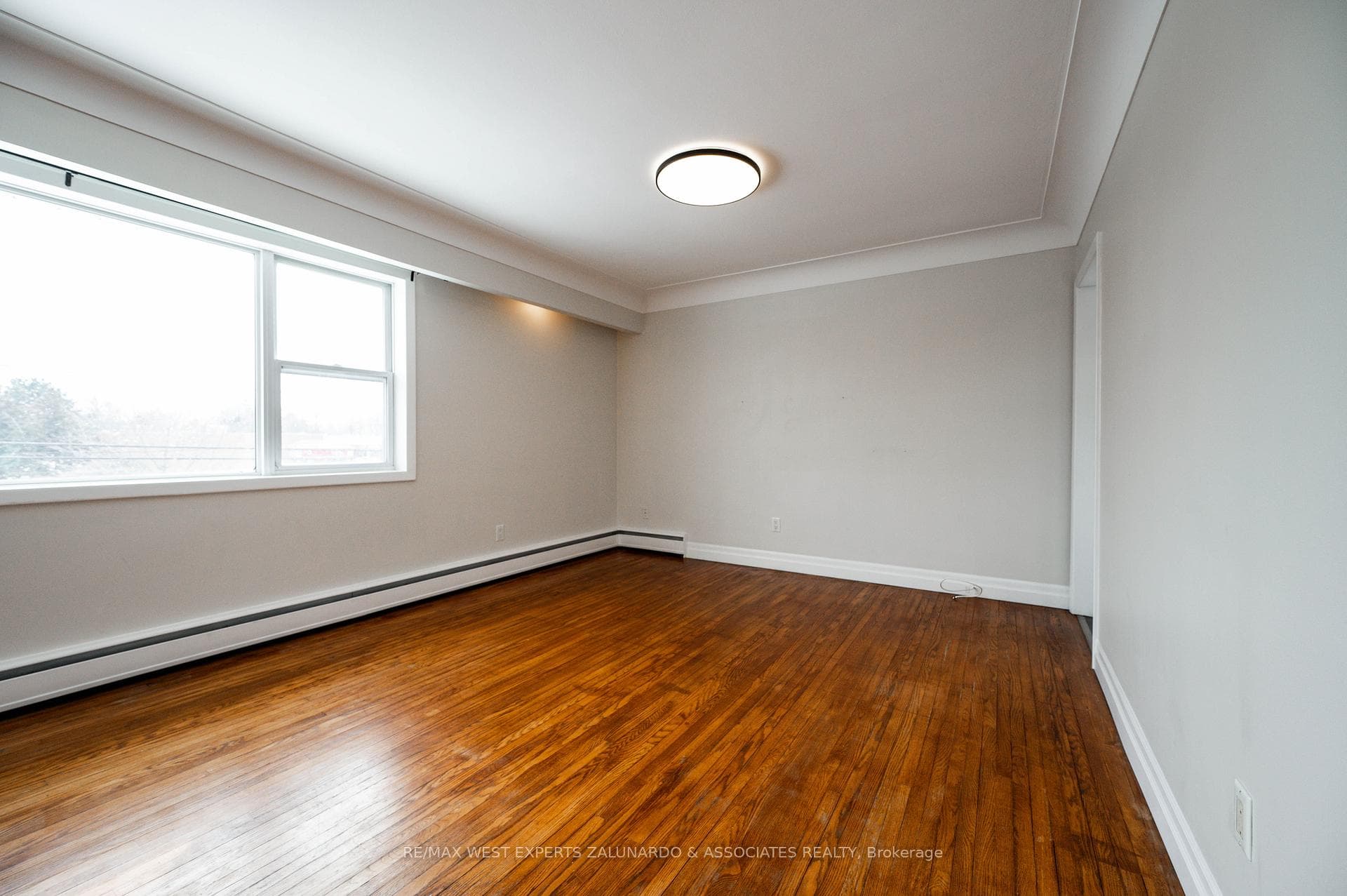 230 Sherwood Avenue Unit 2 photo 23