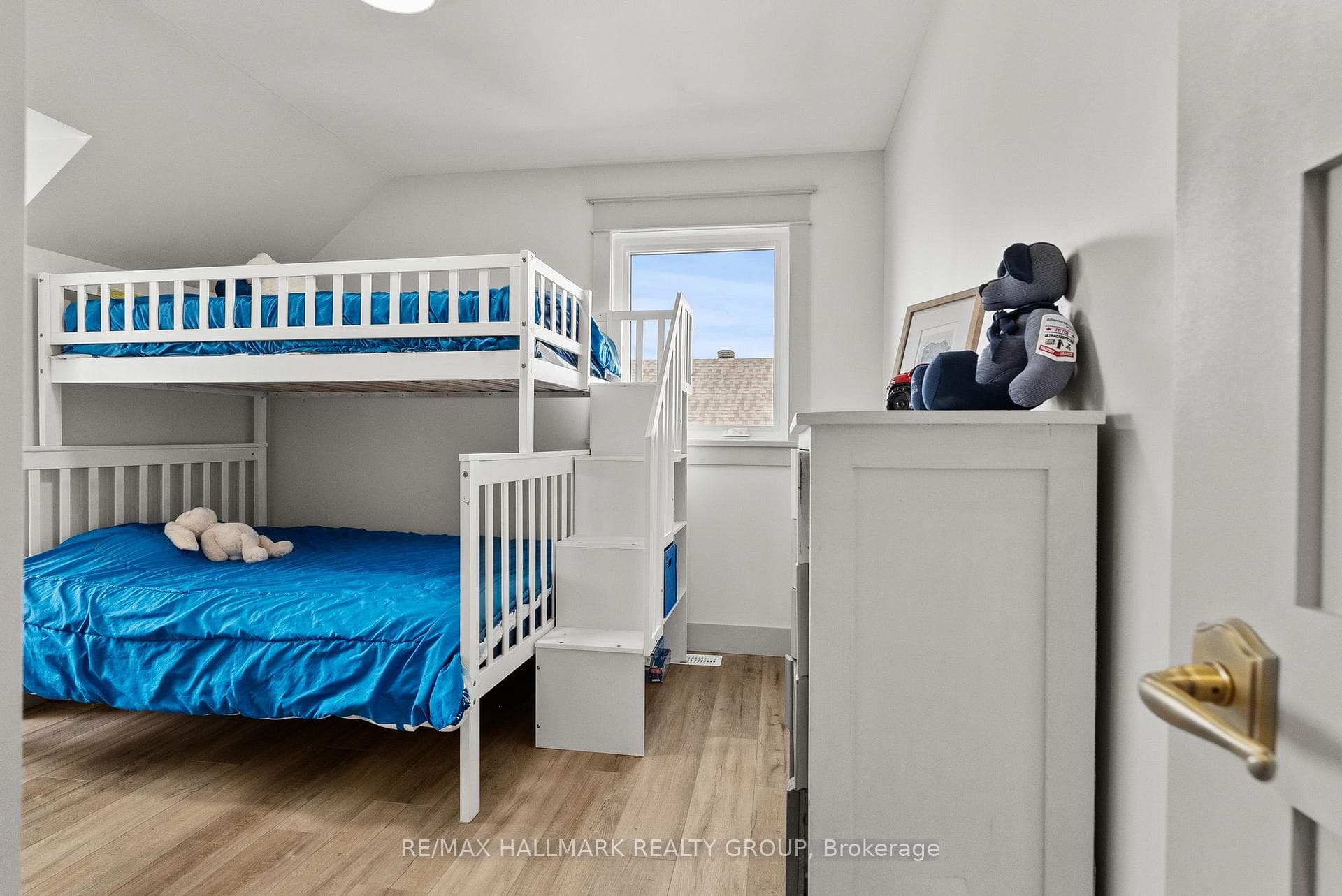 71 Cayer Street photo 28