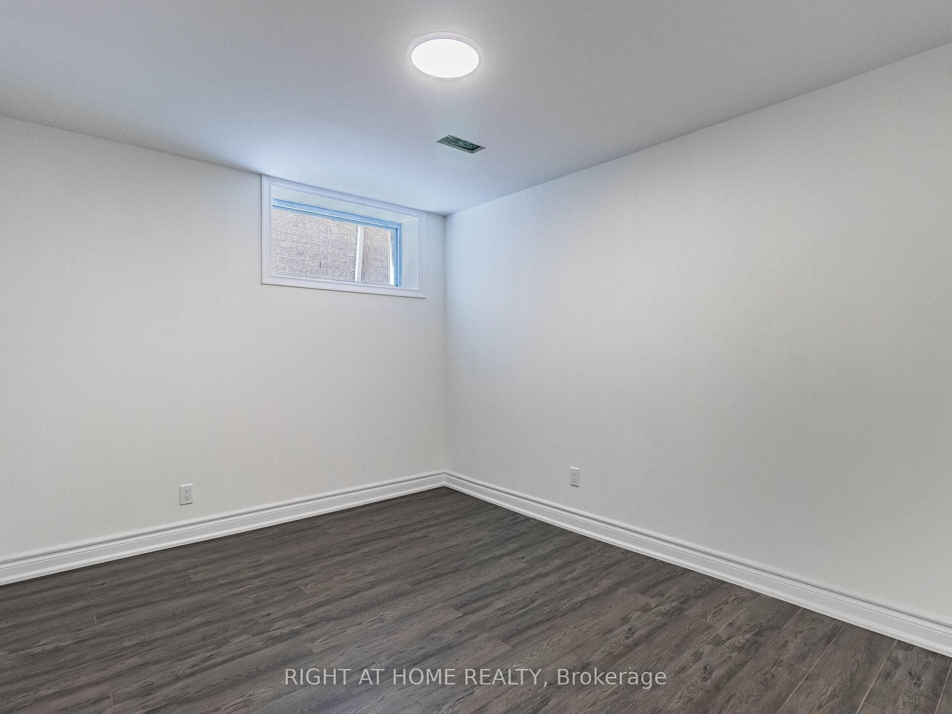 612 Serafini Crescent Unit Lower photo 11