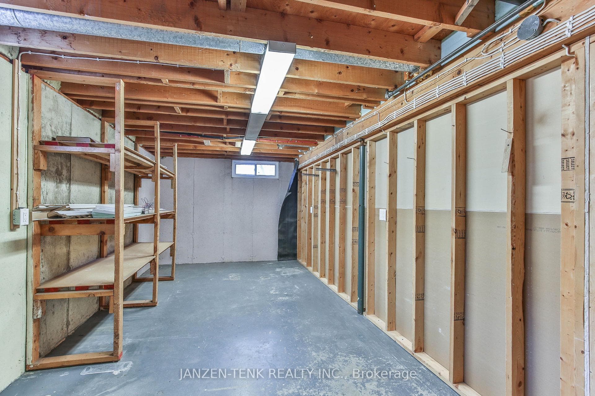 197 Highview Drive photo 29
