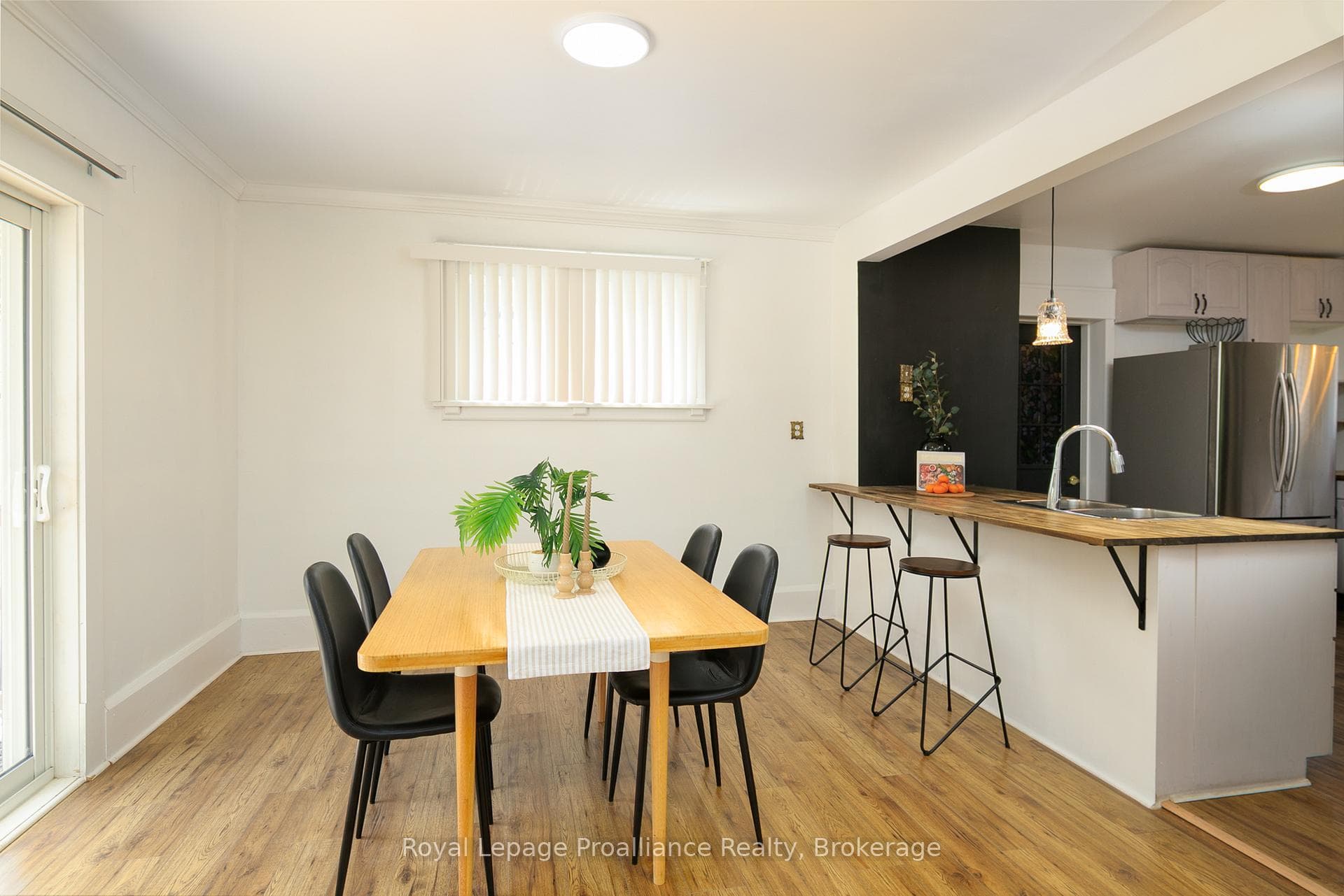 83 Moira Street photo 6