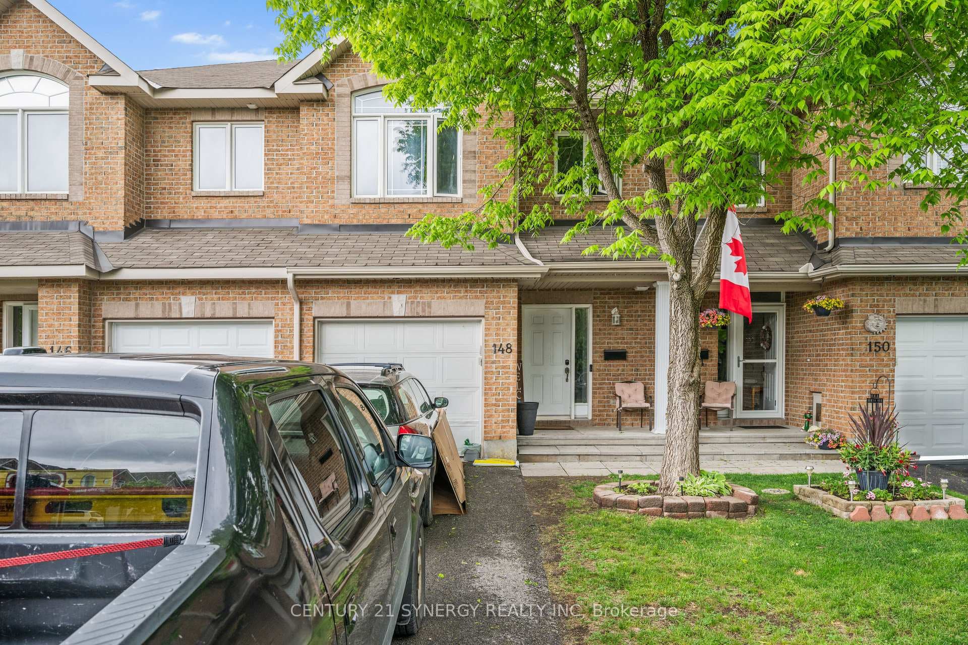 148 Talltree Crescent photo 1