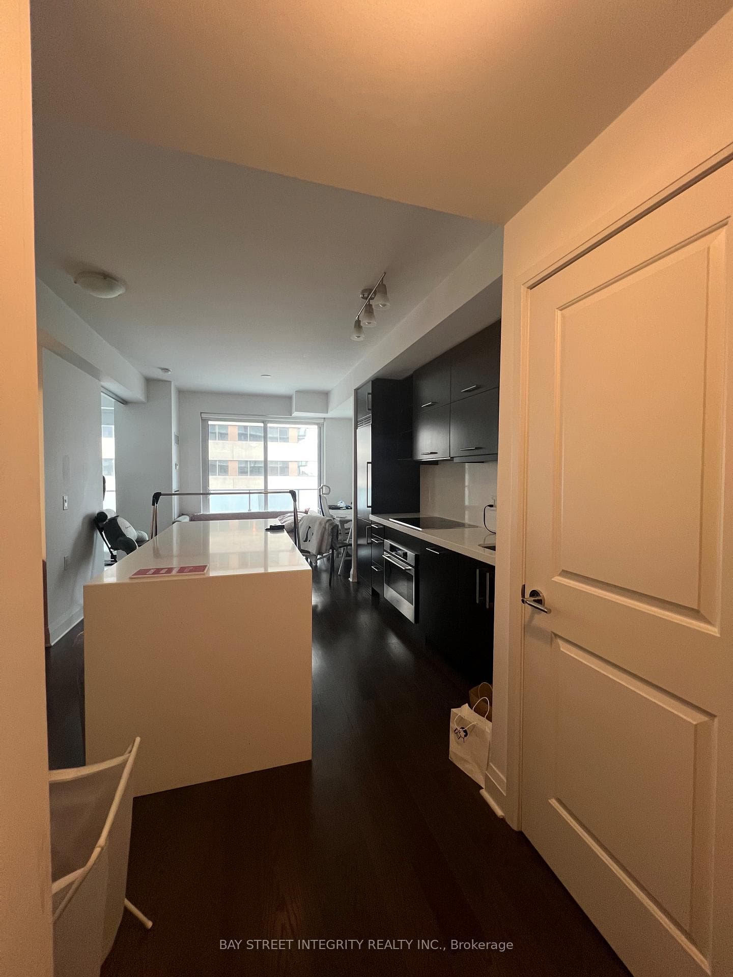1080 Bay Street Unit 701 photo 1