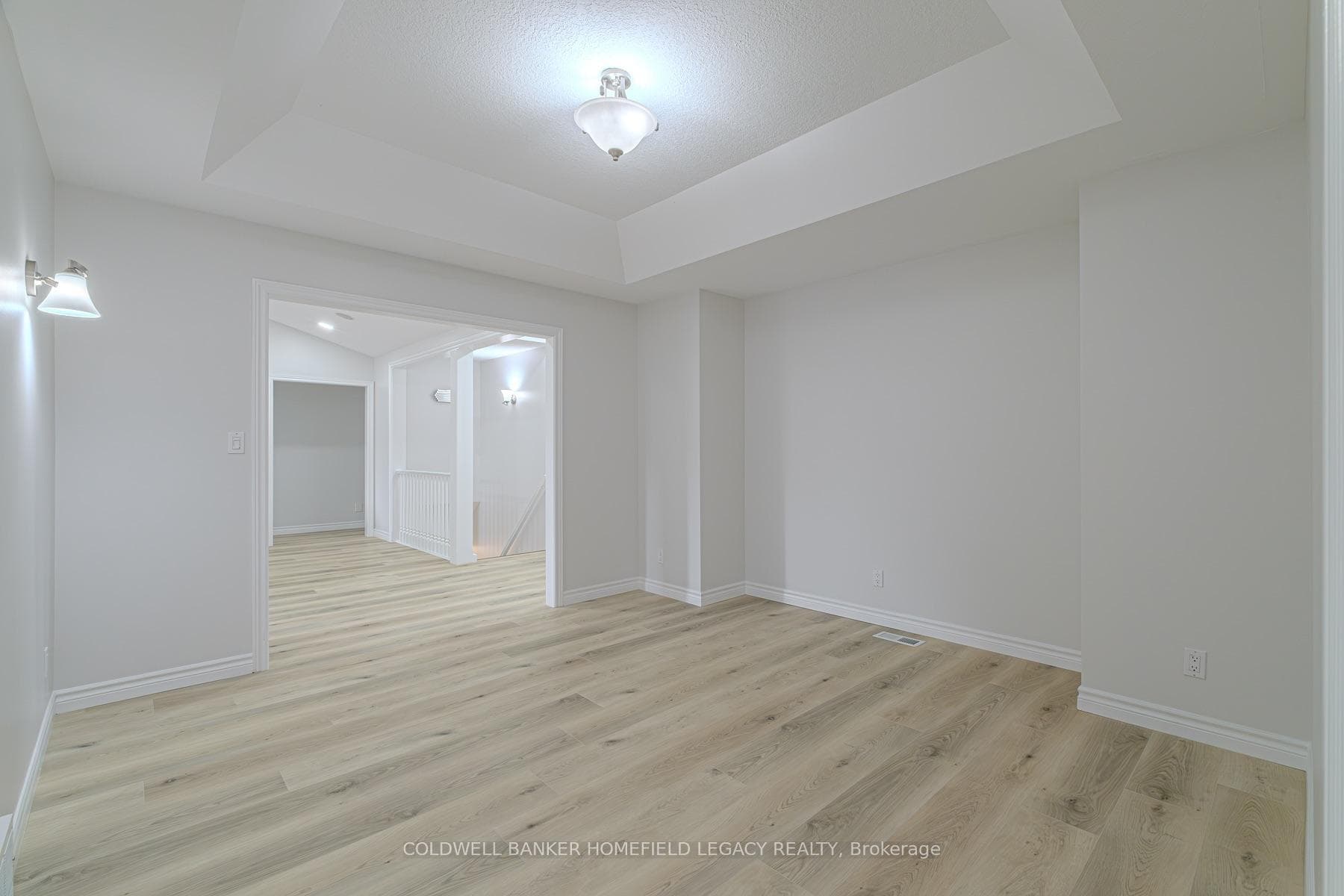 11 Oakwood Court photo 33