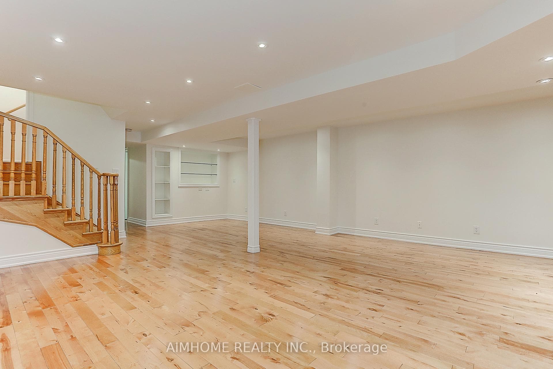 203 Angus Glen Boulevard photo 18