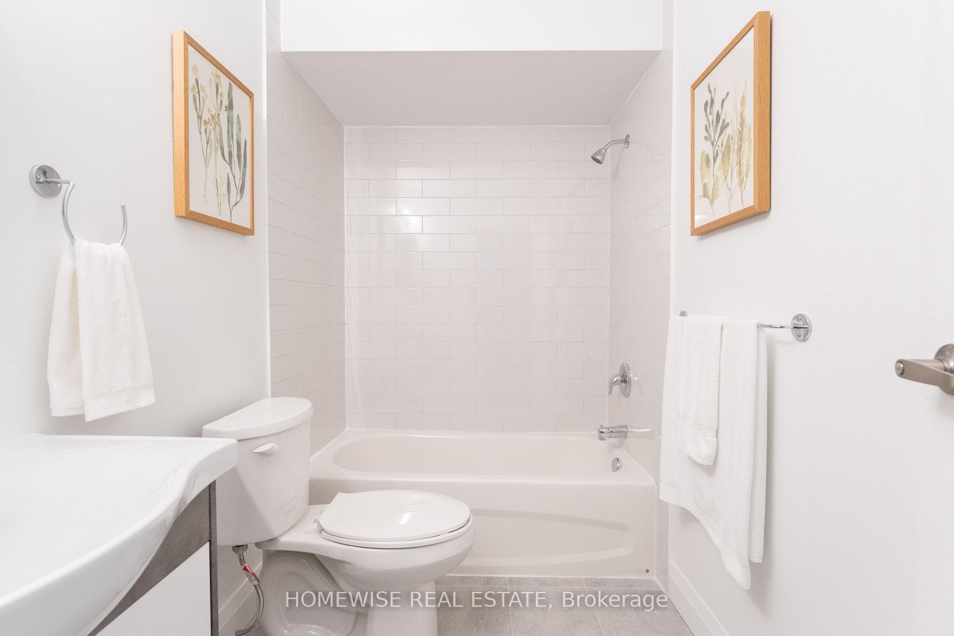 240 Ormond Drive Unit B5 photo 17