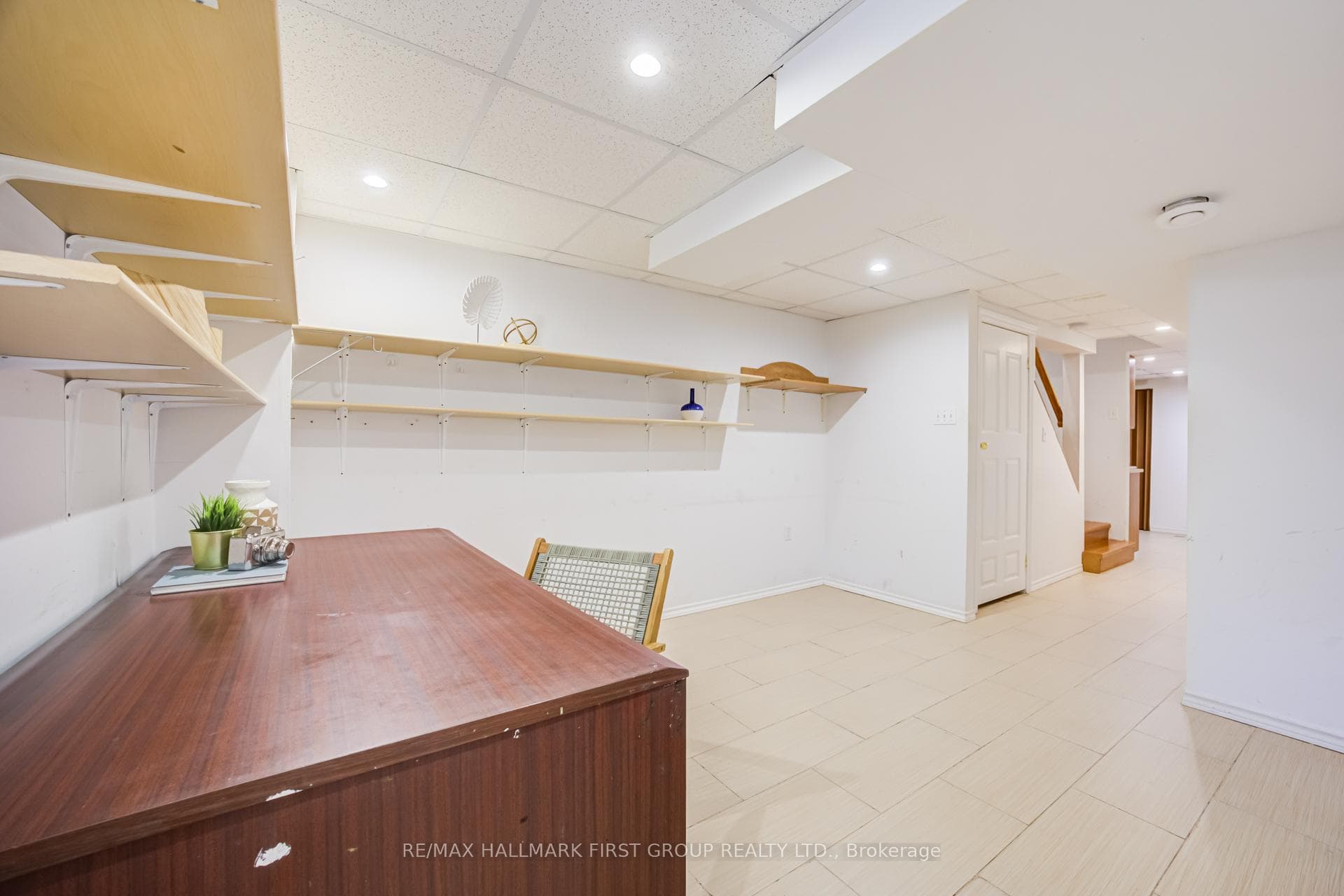1075 Ellesmere Road Unit 15 photo 37