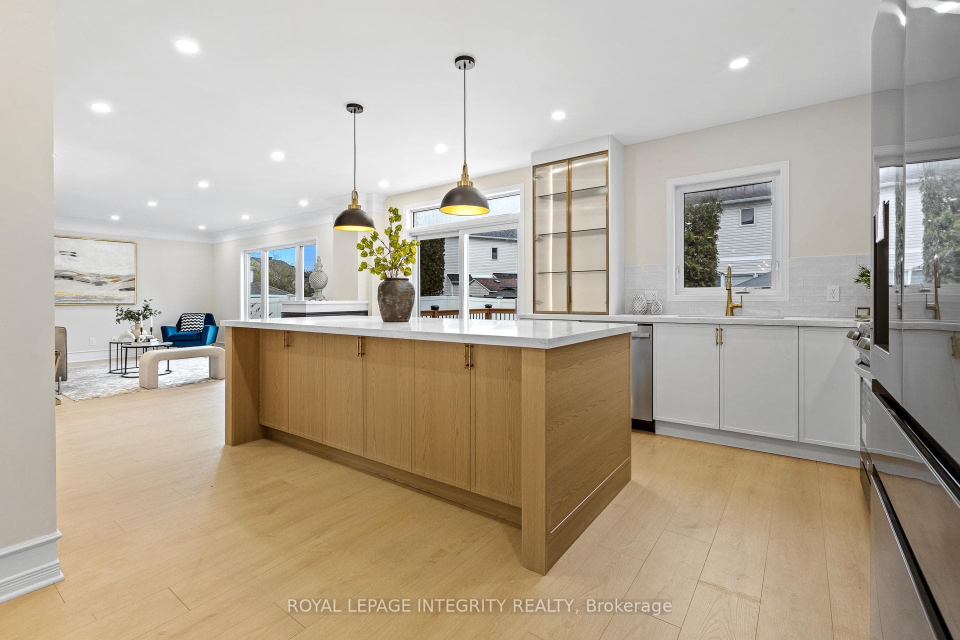 1031 Unicorn Avenue photo 13