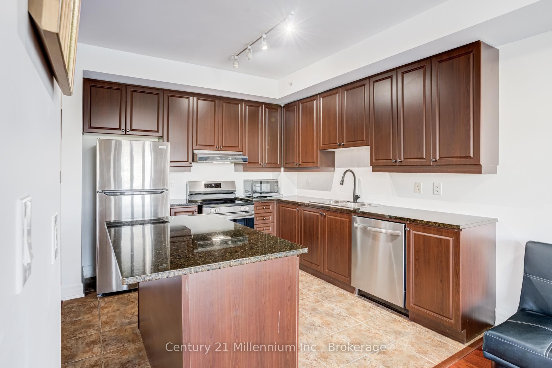 1 Shipyard Lane Unit 209 photo 14