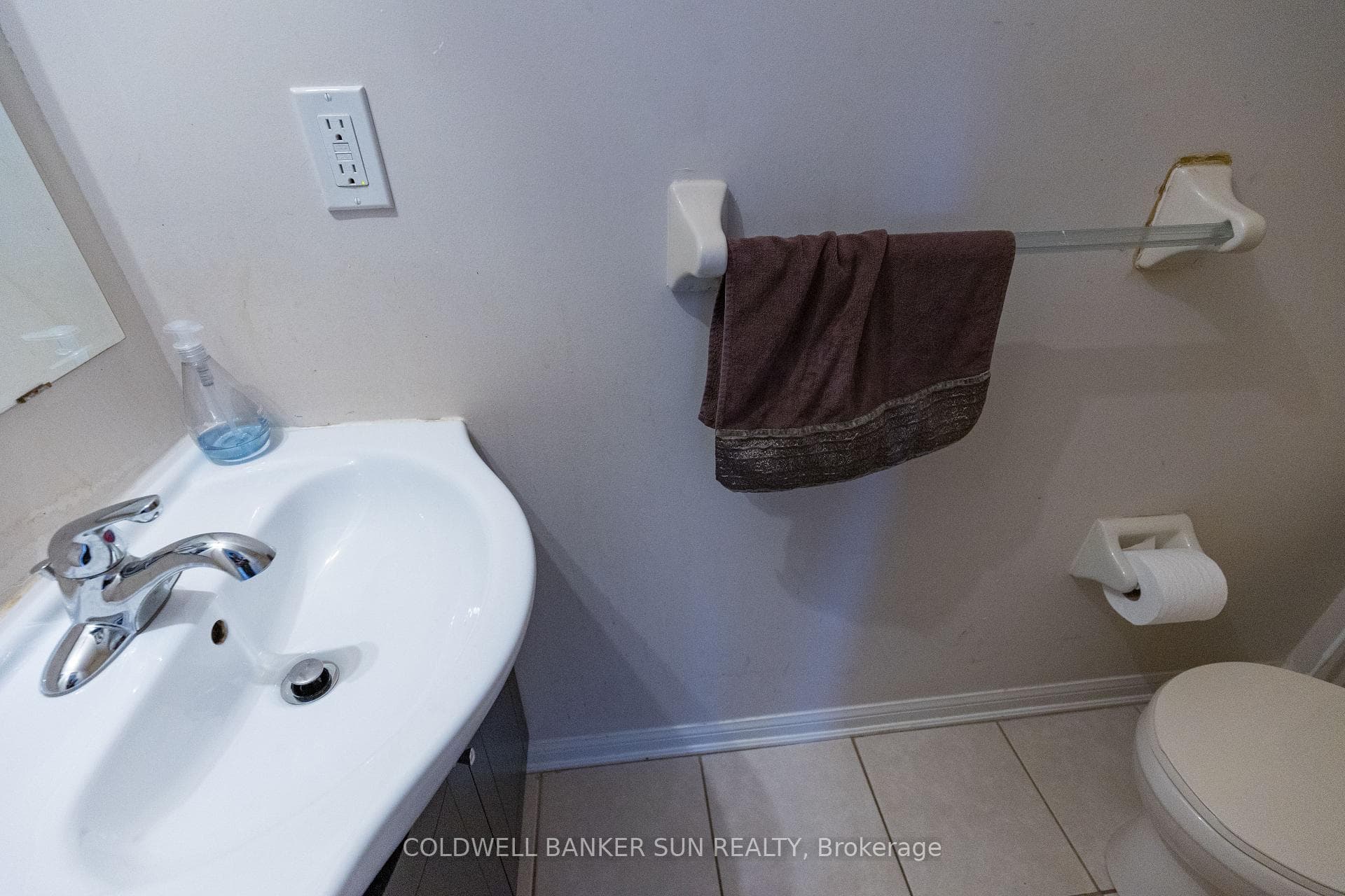8 Dulverton Drive photo 17