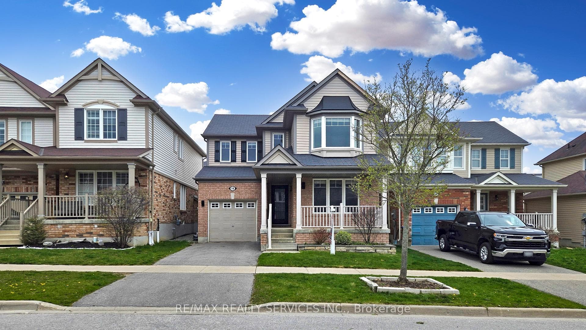 19 Ferris Lane photo 1