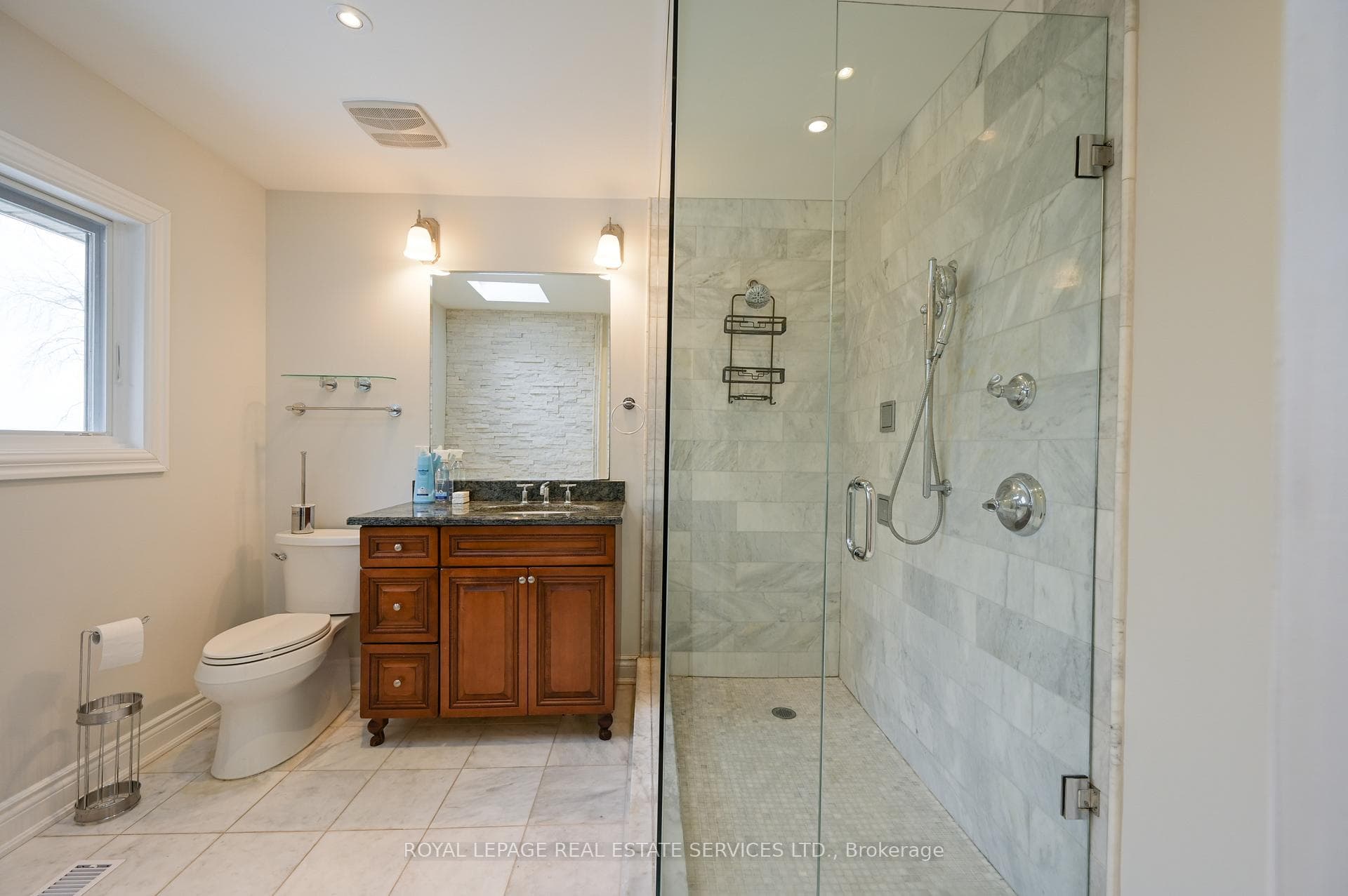 157 Westdale Road photo 23