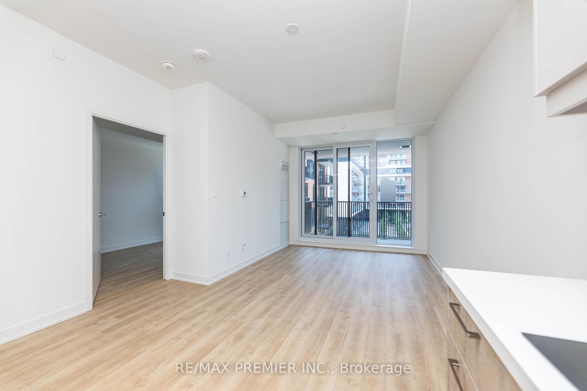 38 Simcoe Promenade Unit 701 photo 19