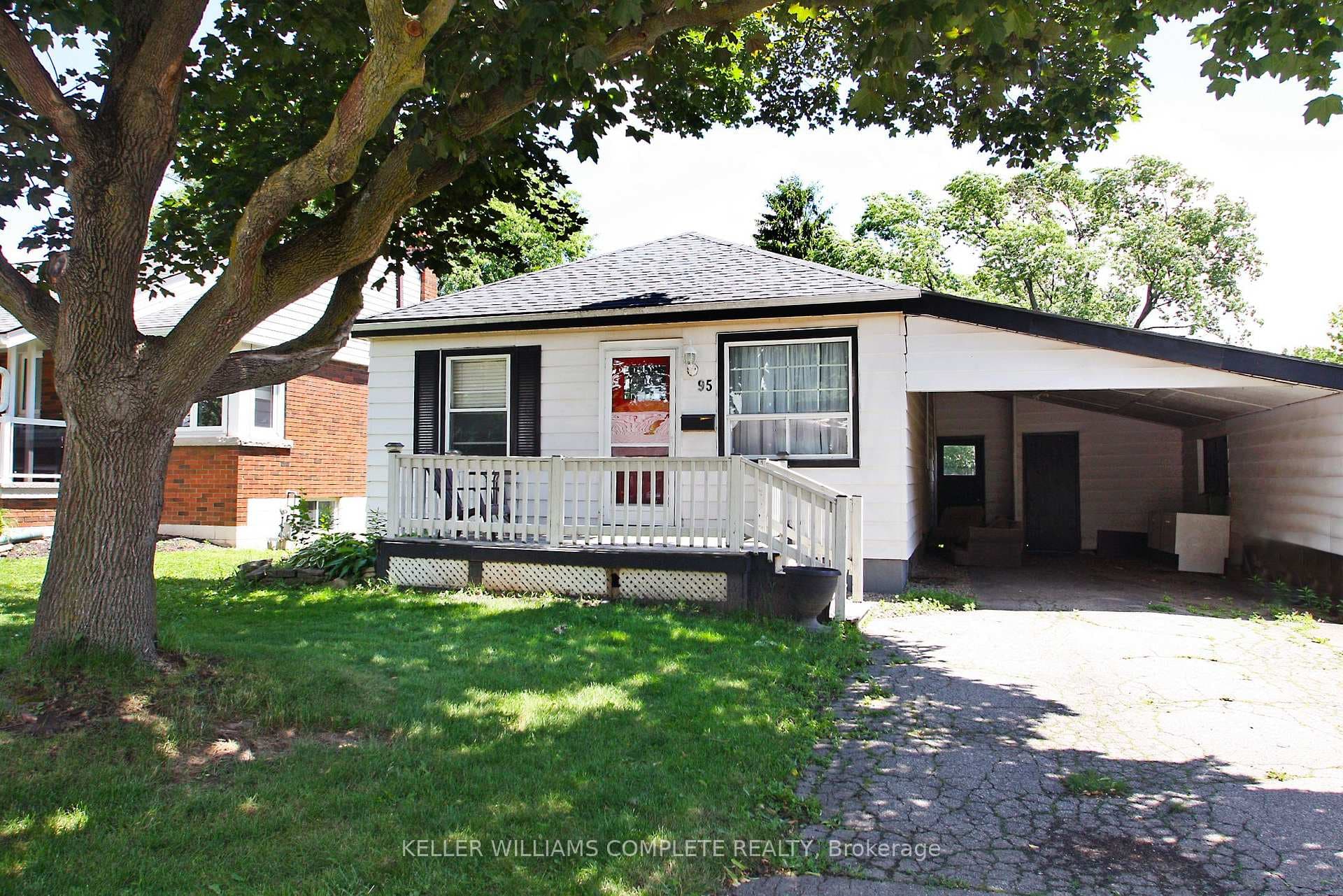 95 Dana Drive photo 3