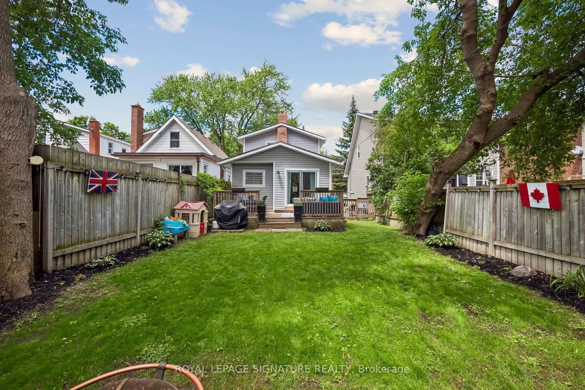 23 Arlington Avenue photo 26