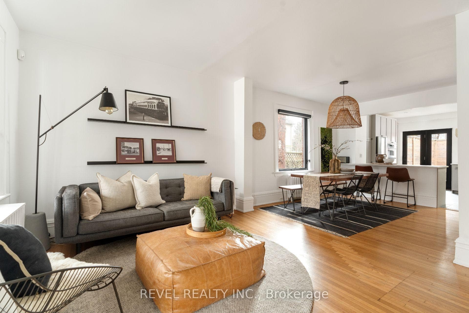 102 Eighth Street photo 4