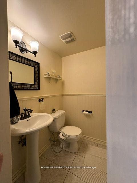 4 Burnsborough Street photo 18