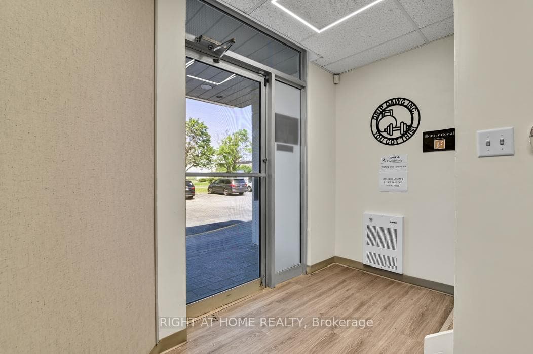 860 Taylor Creek Drive Unit 2 photo 3