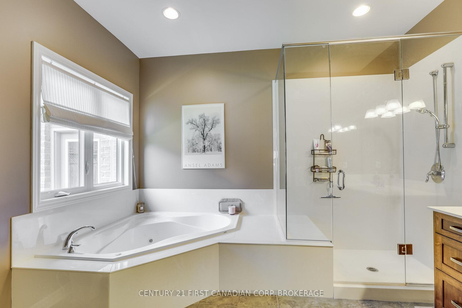 76 Sloan Drive photo 18