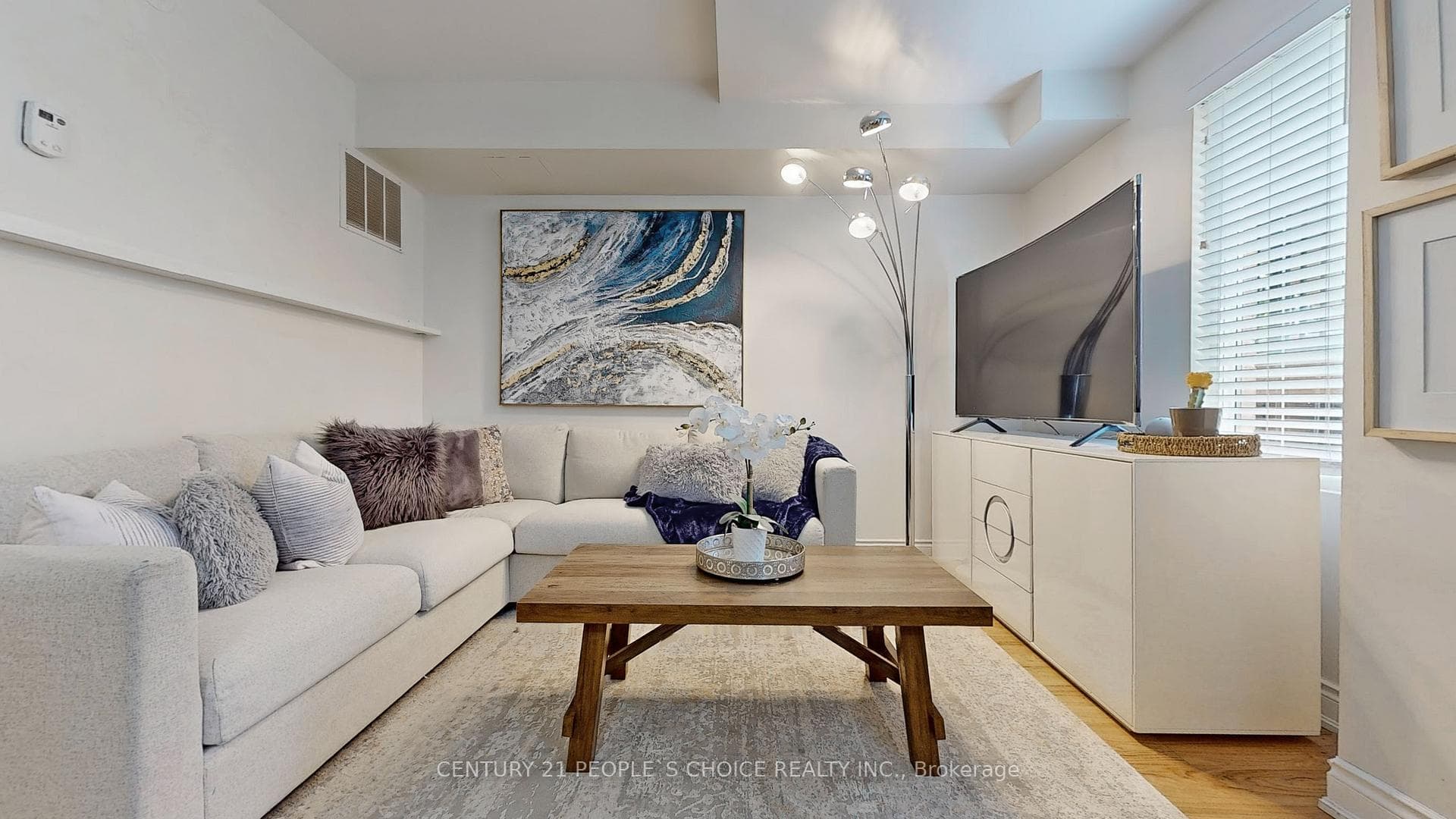 3035 Finch Avenue Unit 1001 photo 9