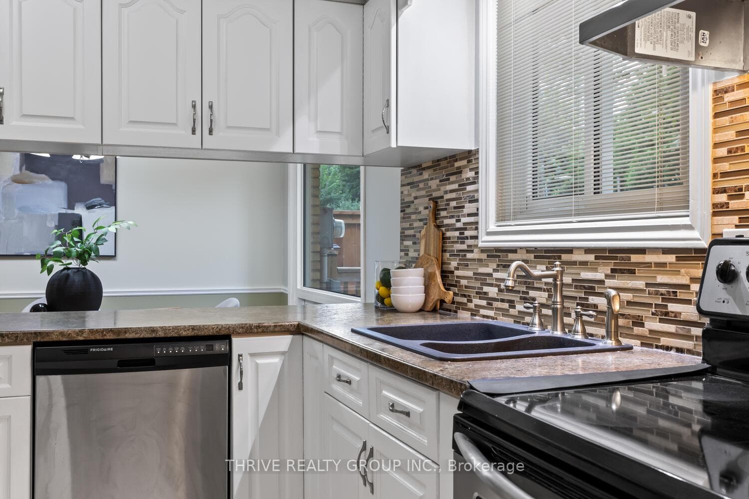 195 Estella Road photo 13