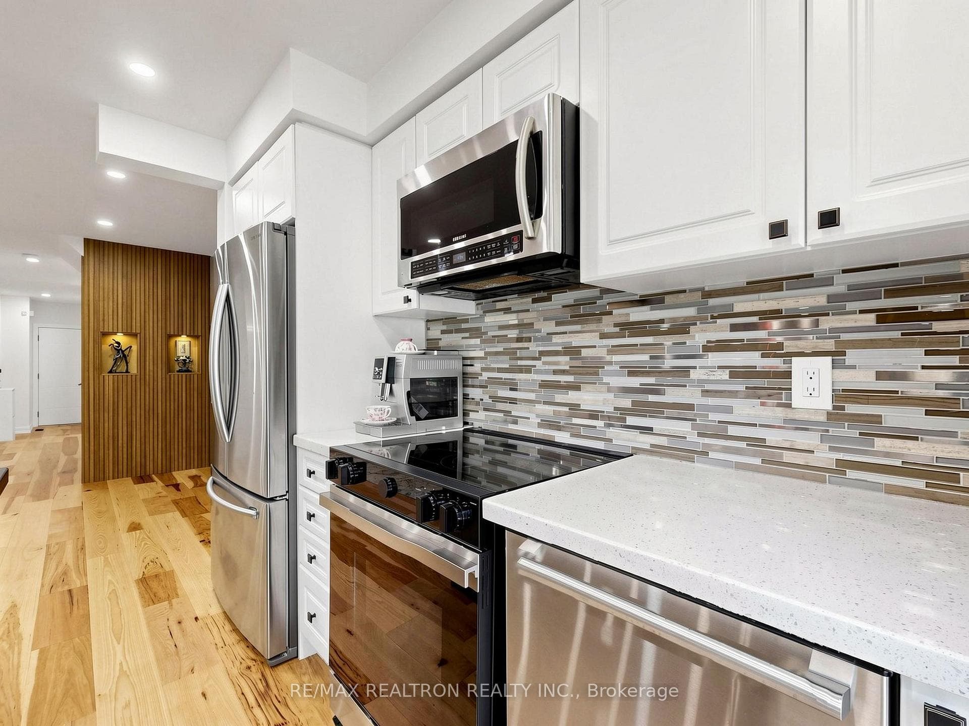 68 Dallimore Circle photo 12