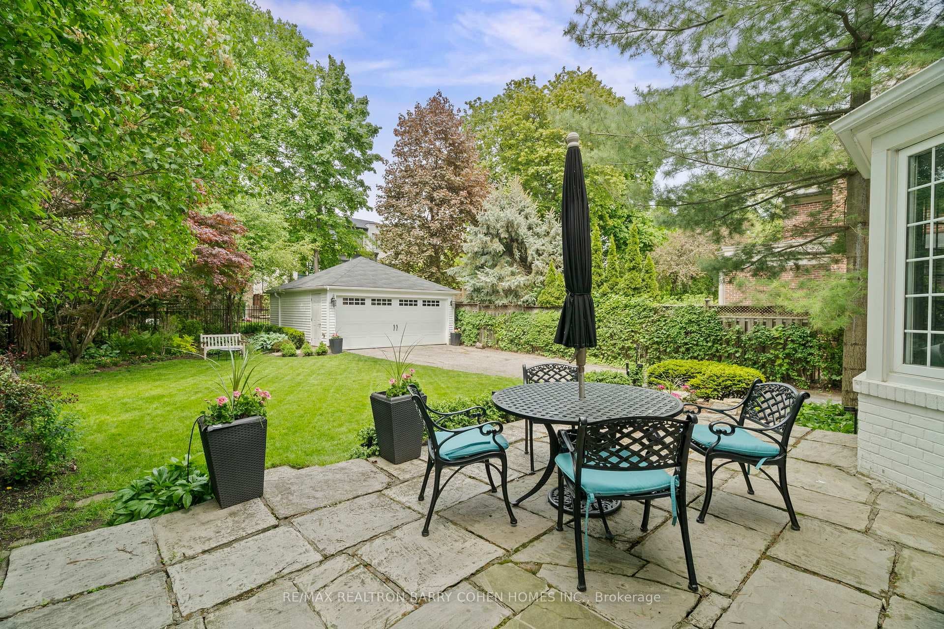 56 Highland Crescent photo 20