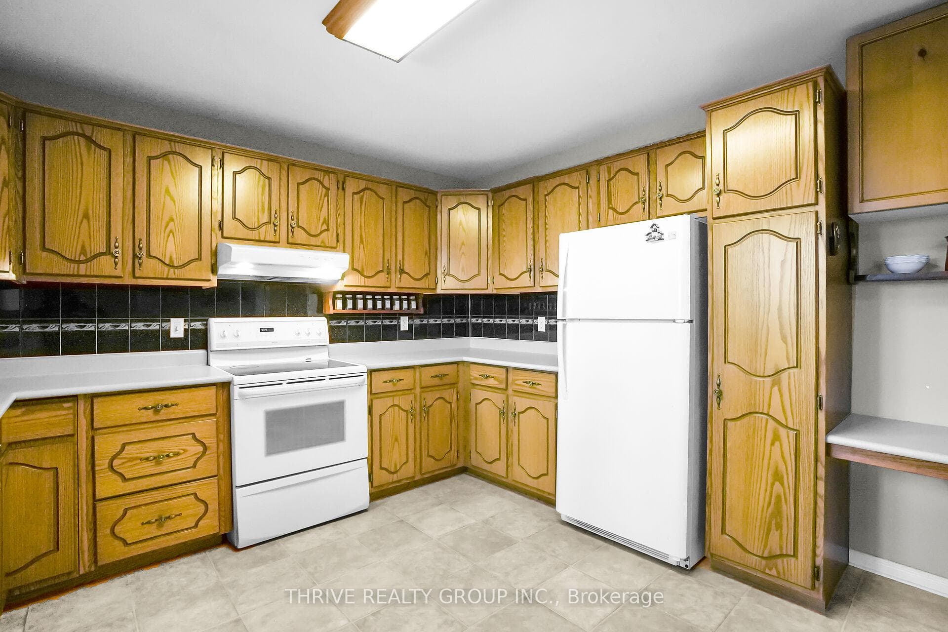 24 Parkview Crescent photo 18