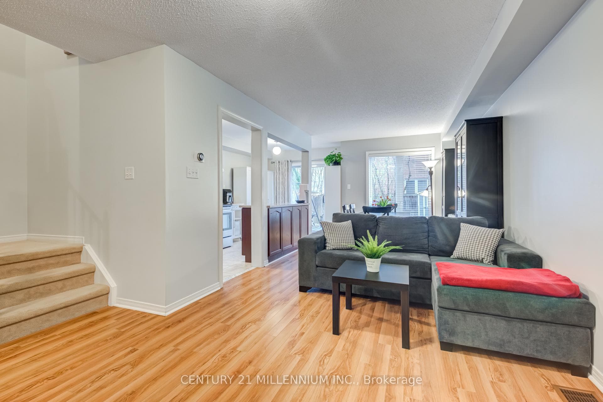 20 Todmorden Drive photo 5