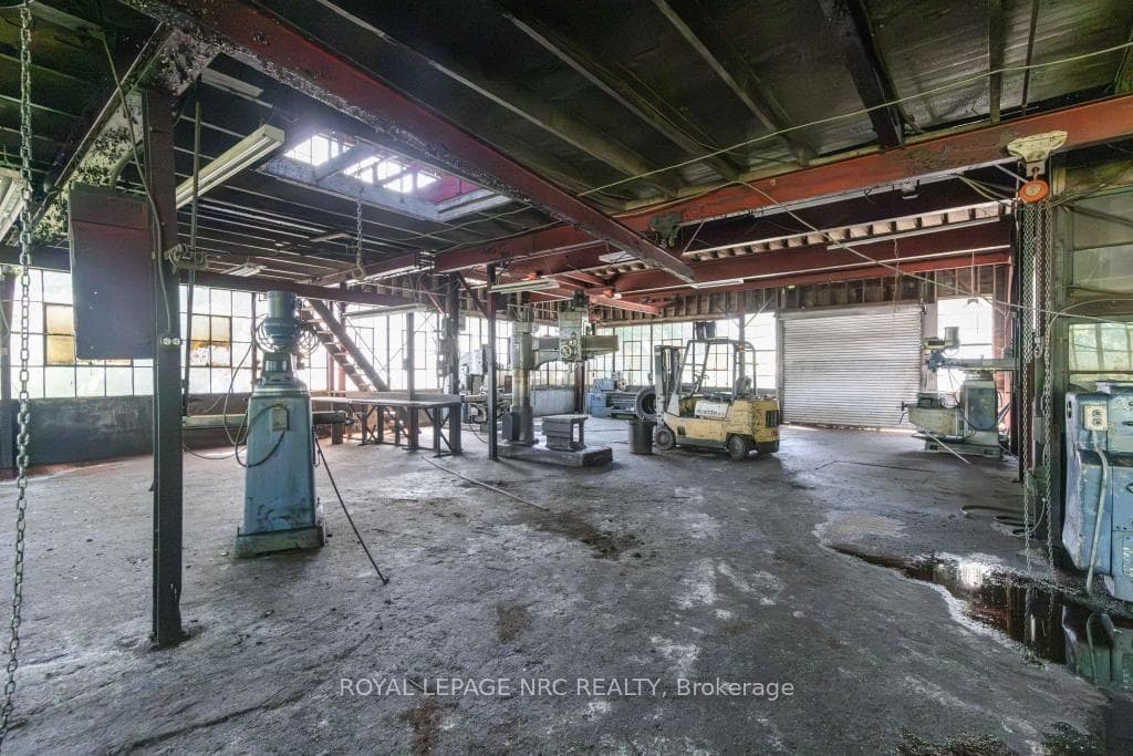 35 McGhie Street photo 14
