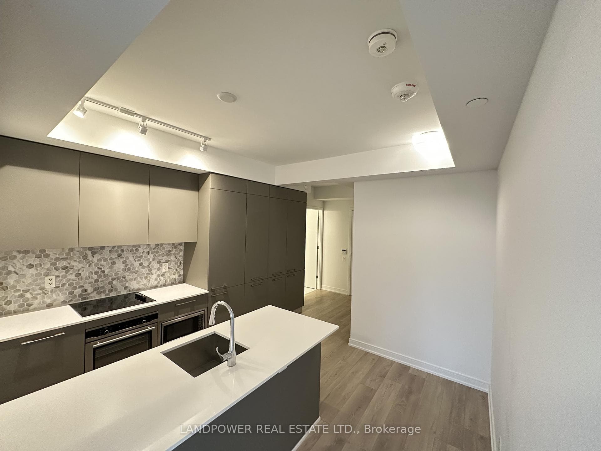 3 Gloucester Street Unit 2709 photo 3