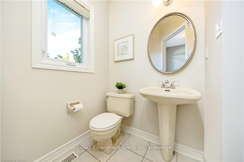 120 HOLLYBUSH DR N/A photo 26