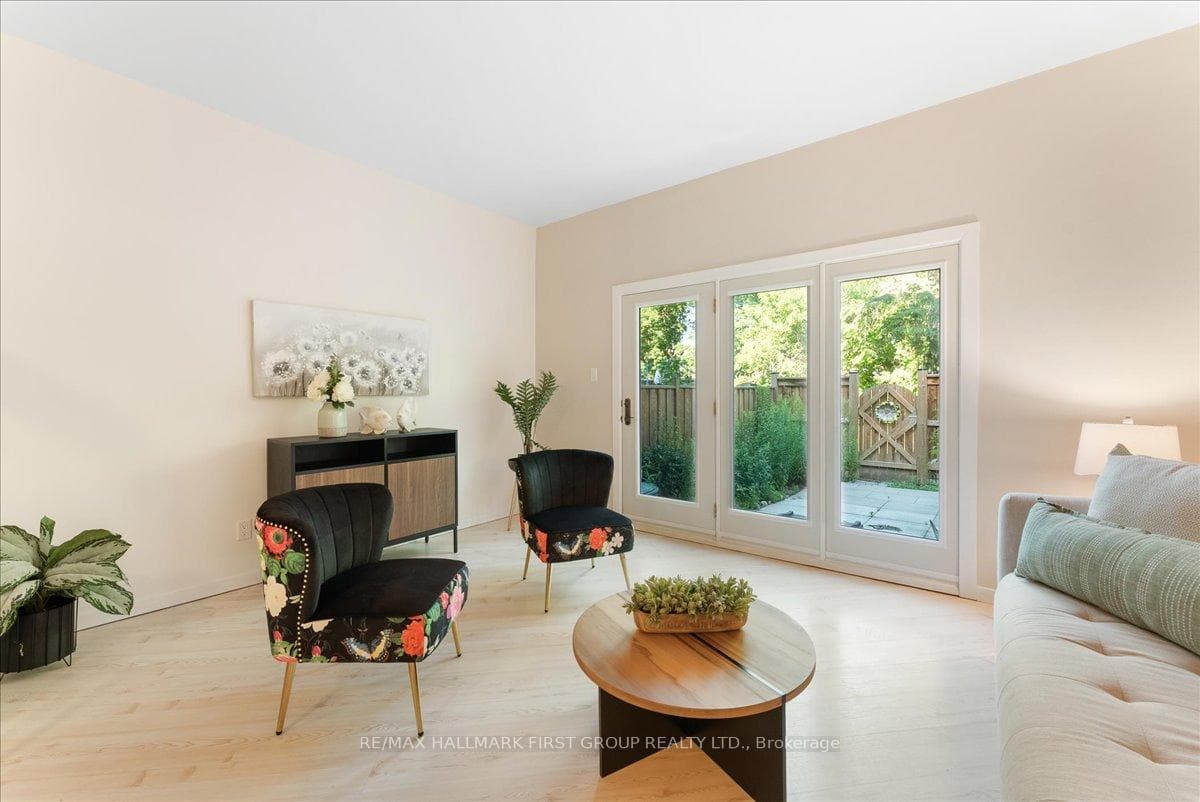 275 Manse Road Unit 56 photo 10