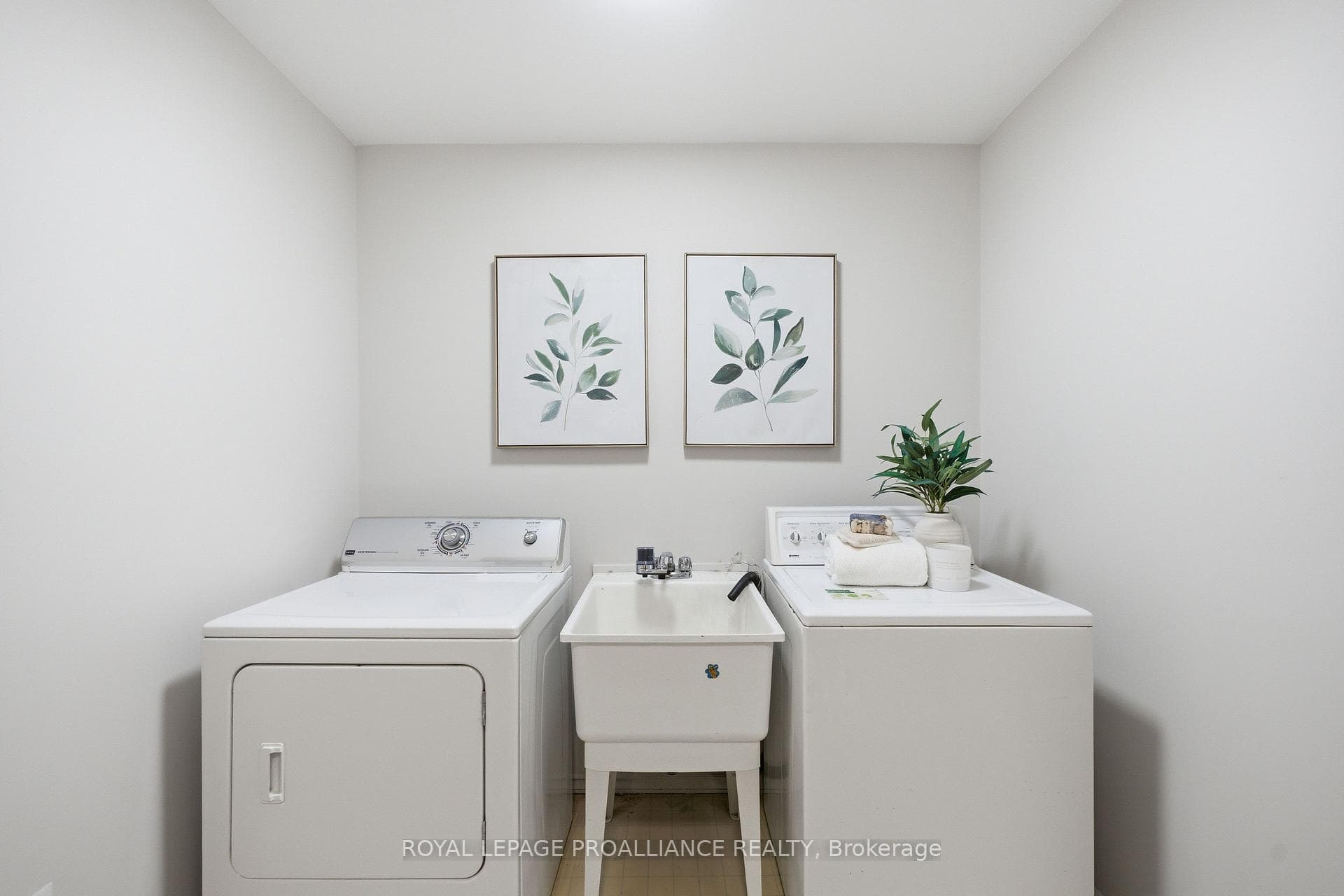 825 Campbell Road photo 27