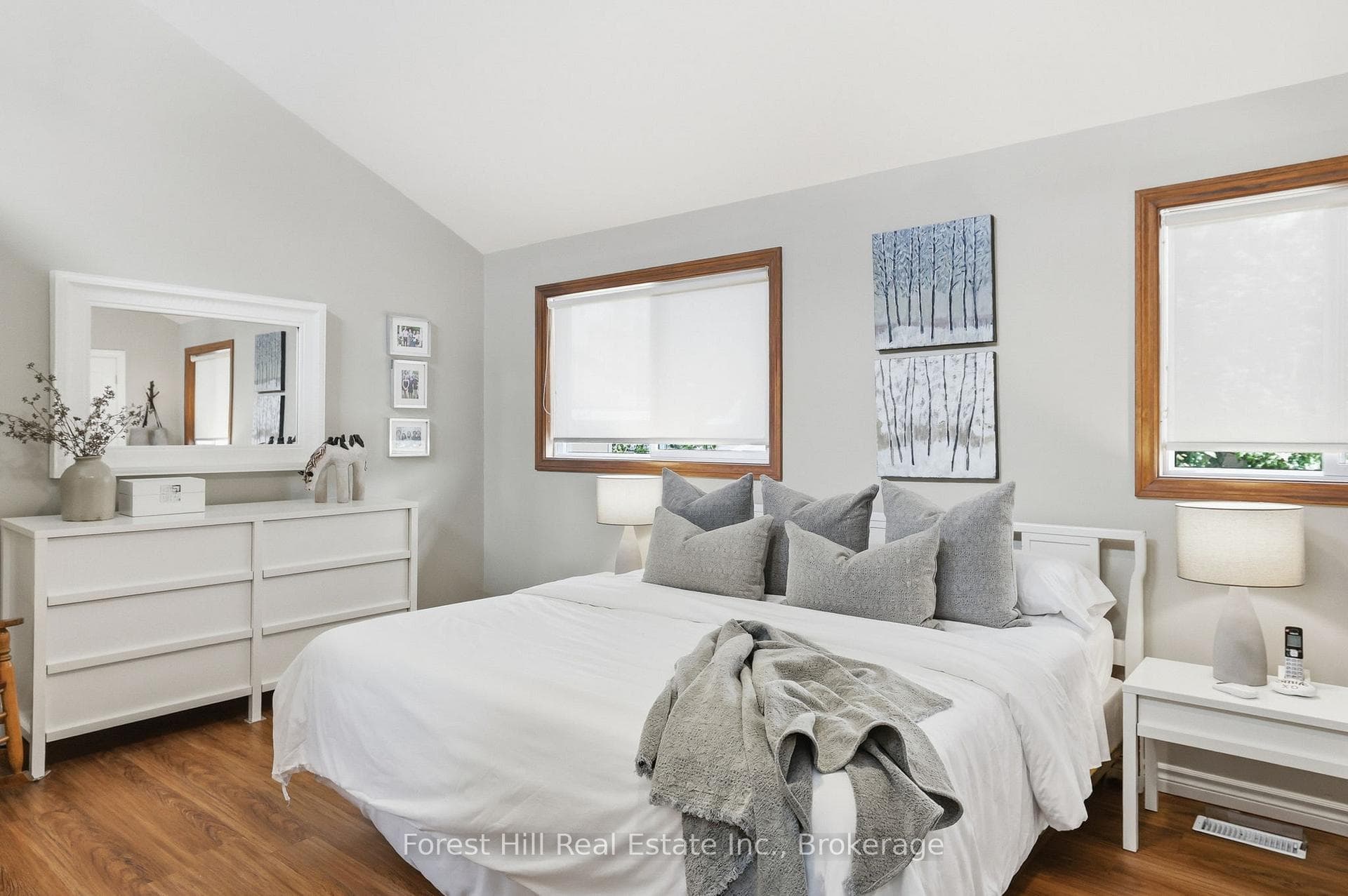 81 St Lawrence Street photo 16