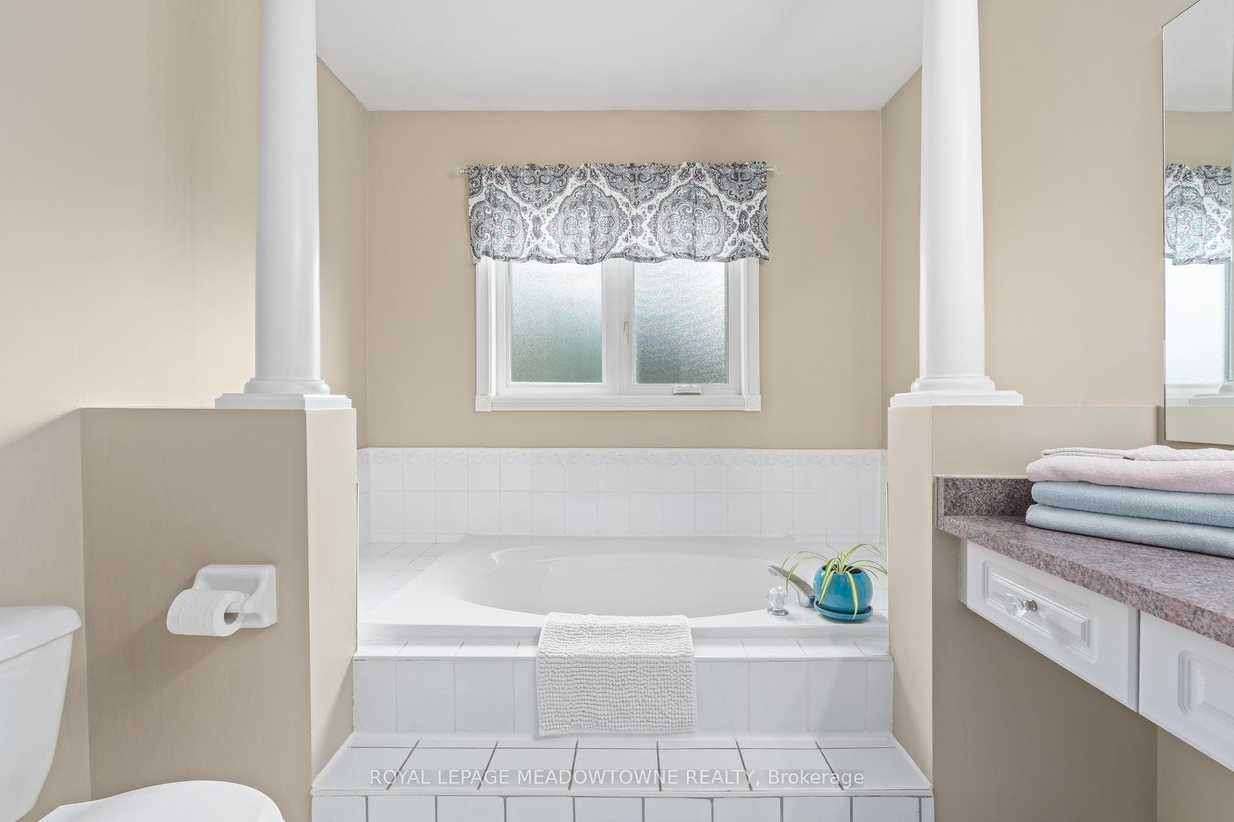 55 James Young Drive photo 37