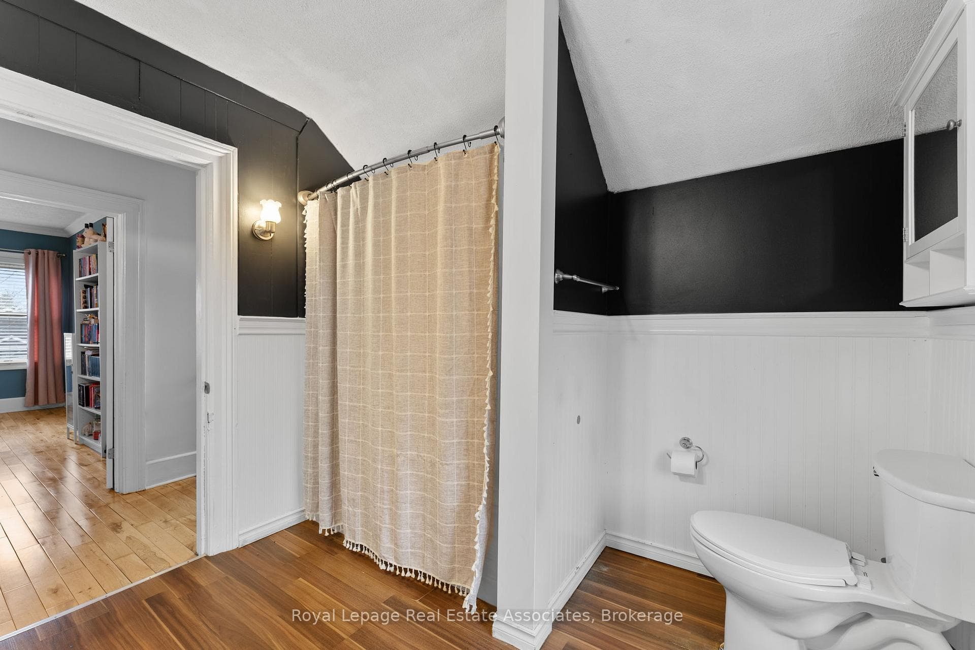 4 Dundas Street photo 26
