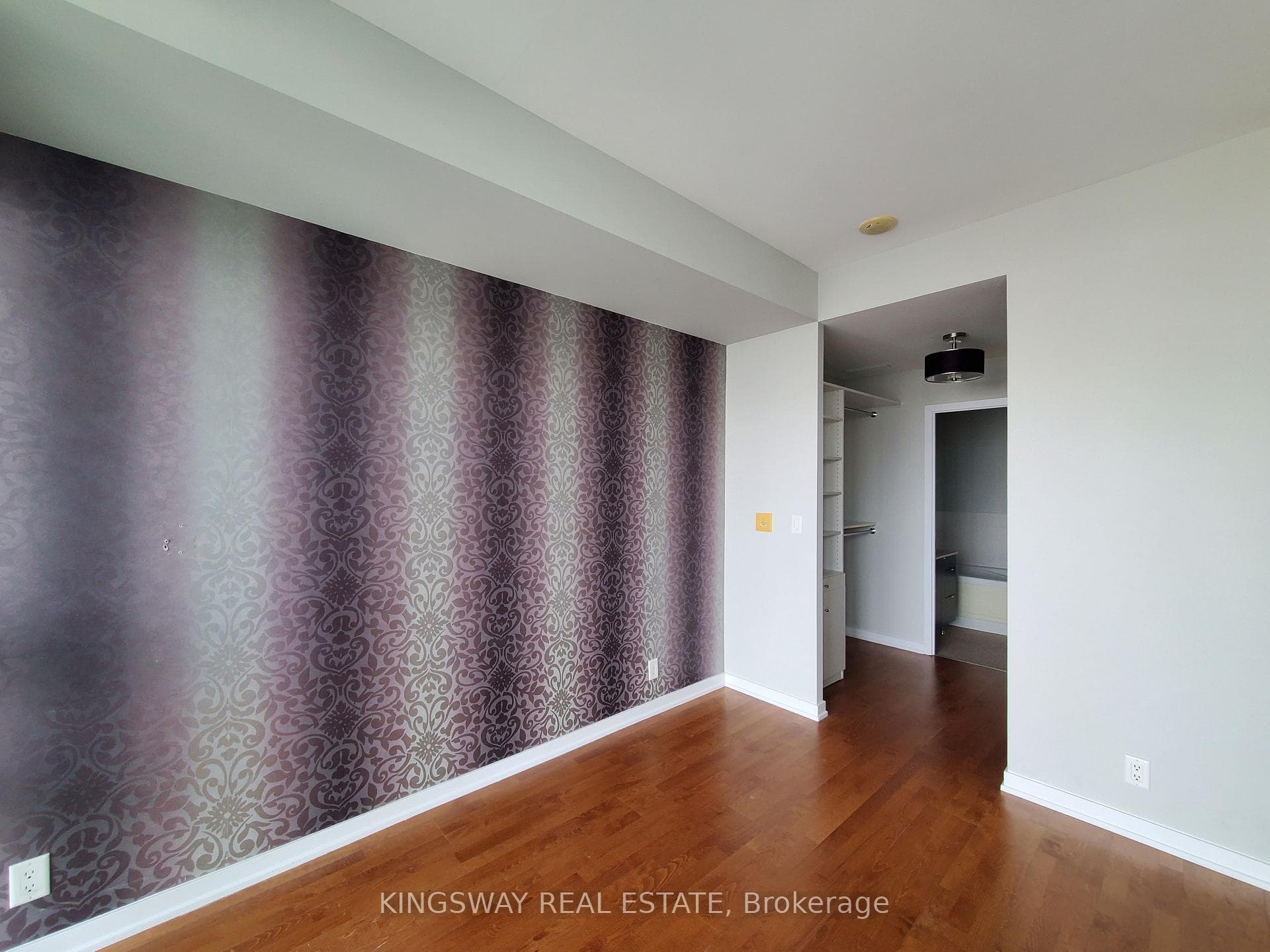 33 Lombard Street Unit 3403 photo 16