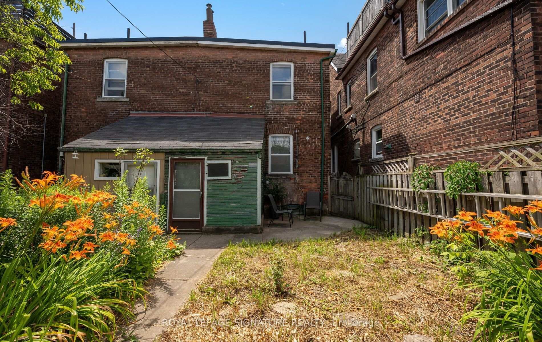 222 Melita Avenue photo 38