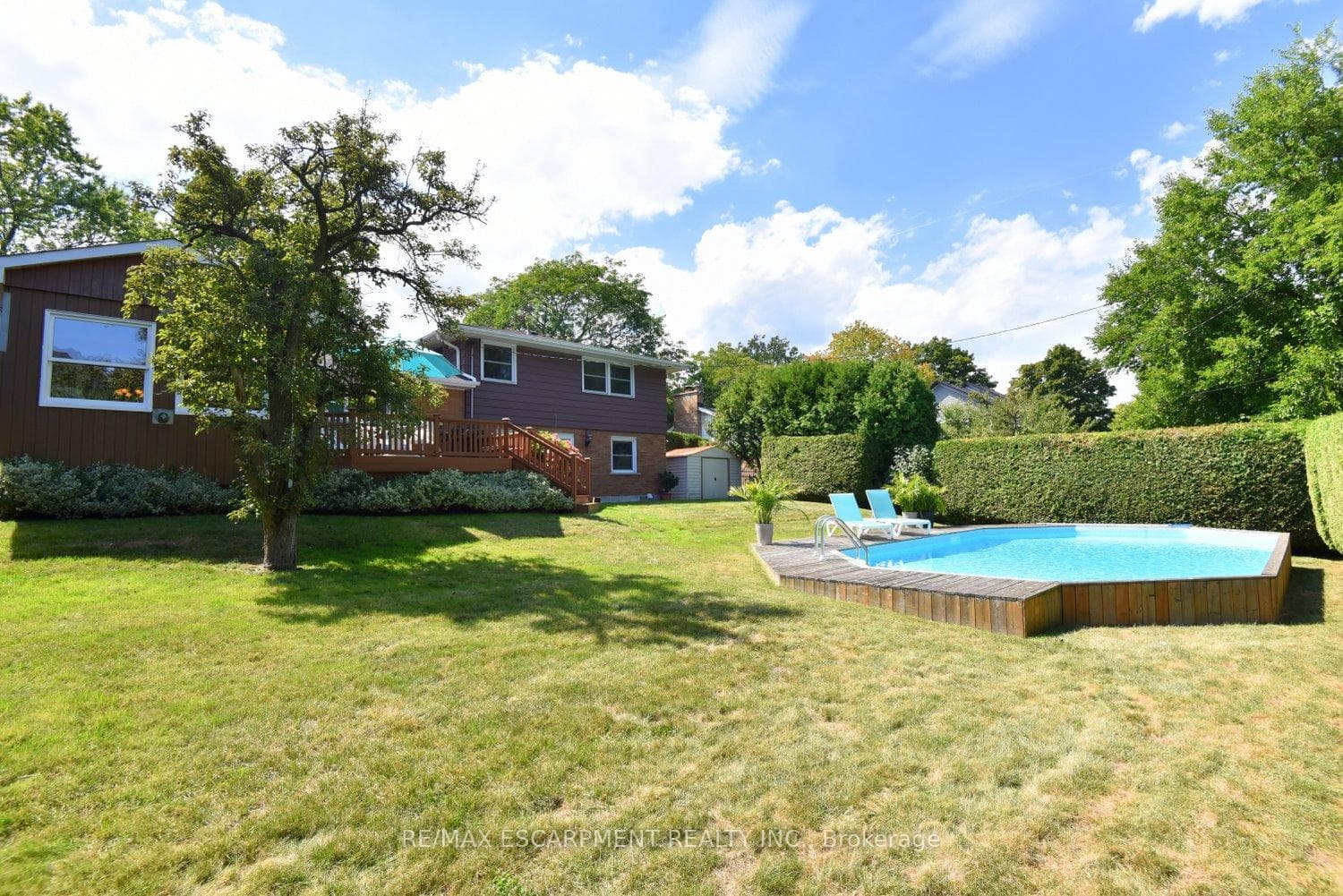 219 Strathcona Drive photo 34