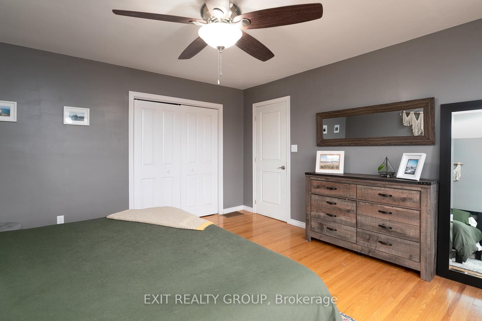 50 Sidney Crescent photo 16