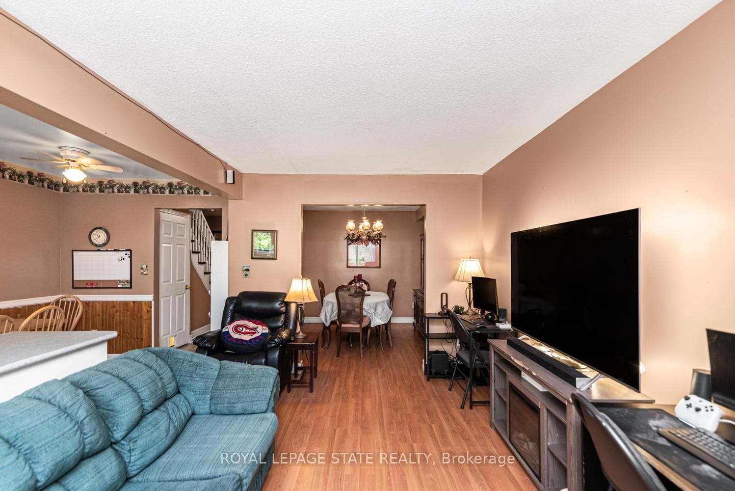 127 Terni Boulevard photo 8